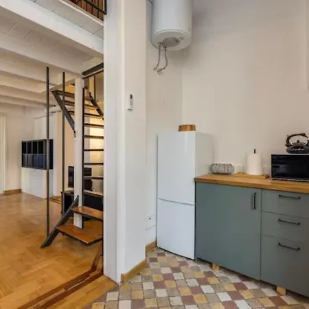 Colosseo House Apartmán *