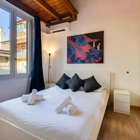 Colosseo House